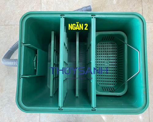 Ngăn thứ 2 của bể tách mỡ nhựa 3 ngăn 